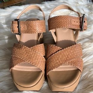 GEOX RESPIRA CHUNKY SANDALS ( US 7)